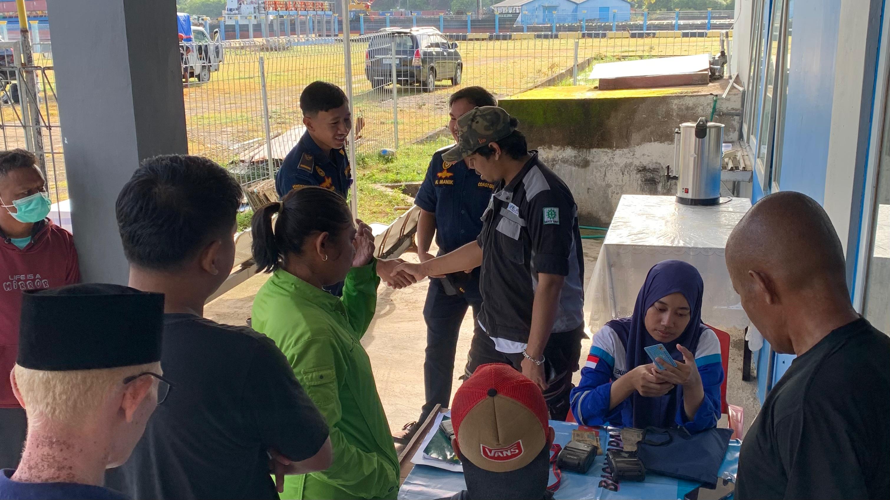 Debarkasi dan Embarkasi KM. Sabuk Nusantara 108 Pada Posko Angleb 2026